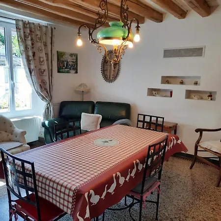 Le Du Passage Holiday home